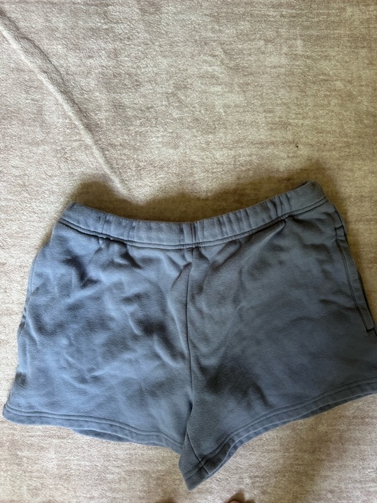 SKIMS Pants - Skims sweat-shorts size small